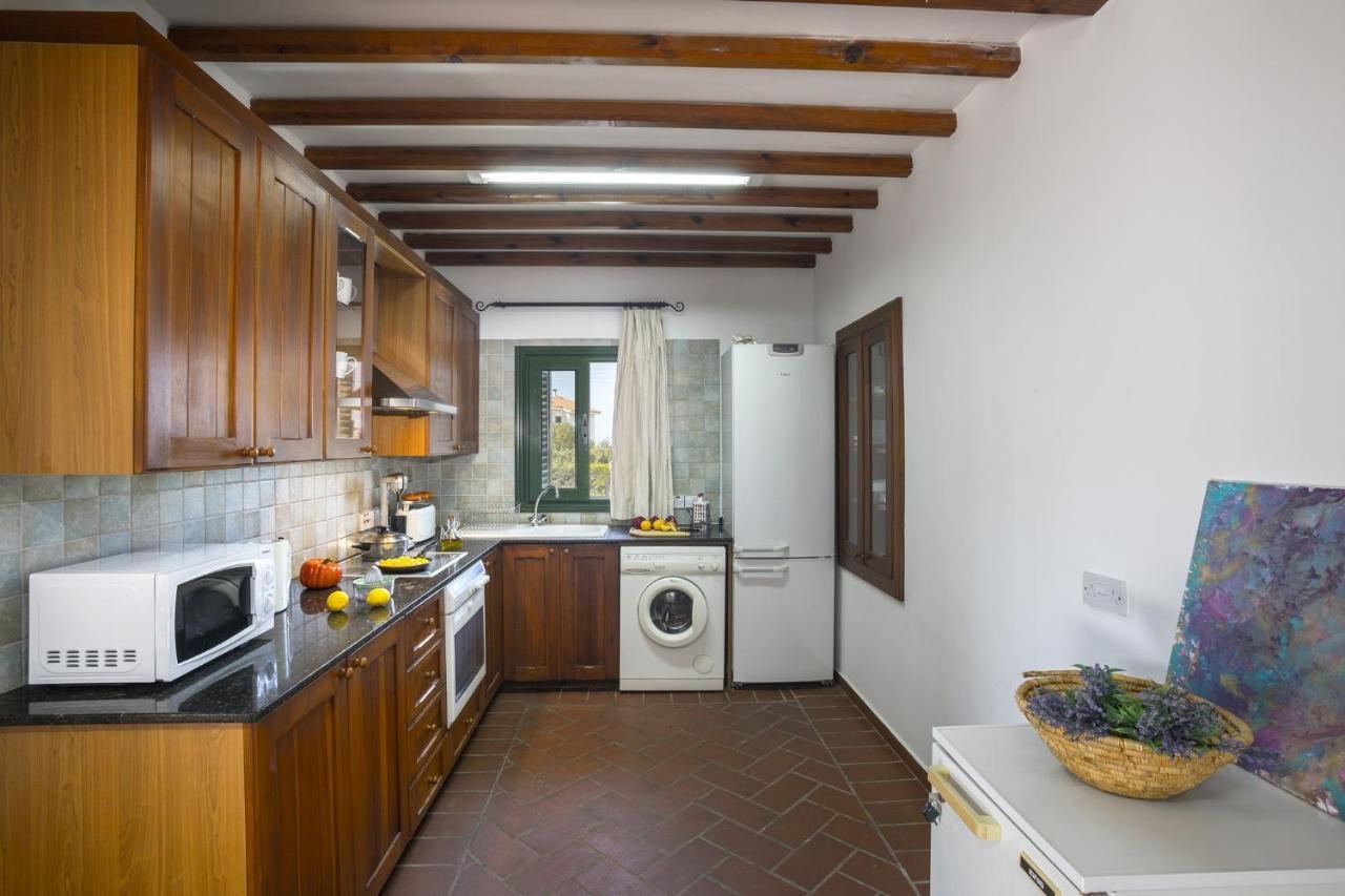 The Apple Tree Villa Protaras Exterior photo